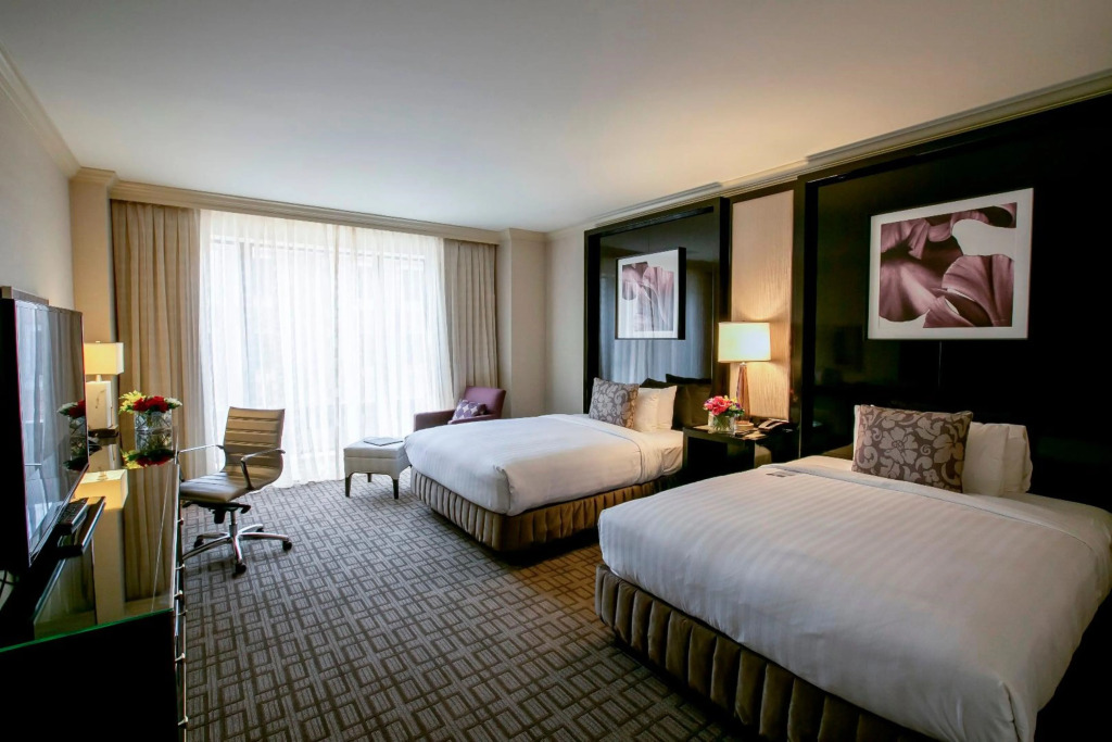 The Royal Sonesta Harbor Court Baltimore