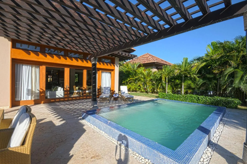 Las Villas at Cap Cana by AlSol