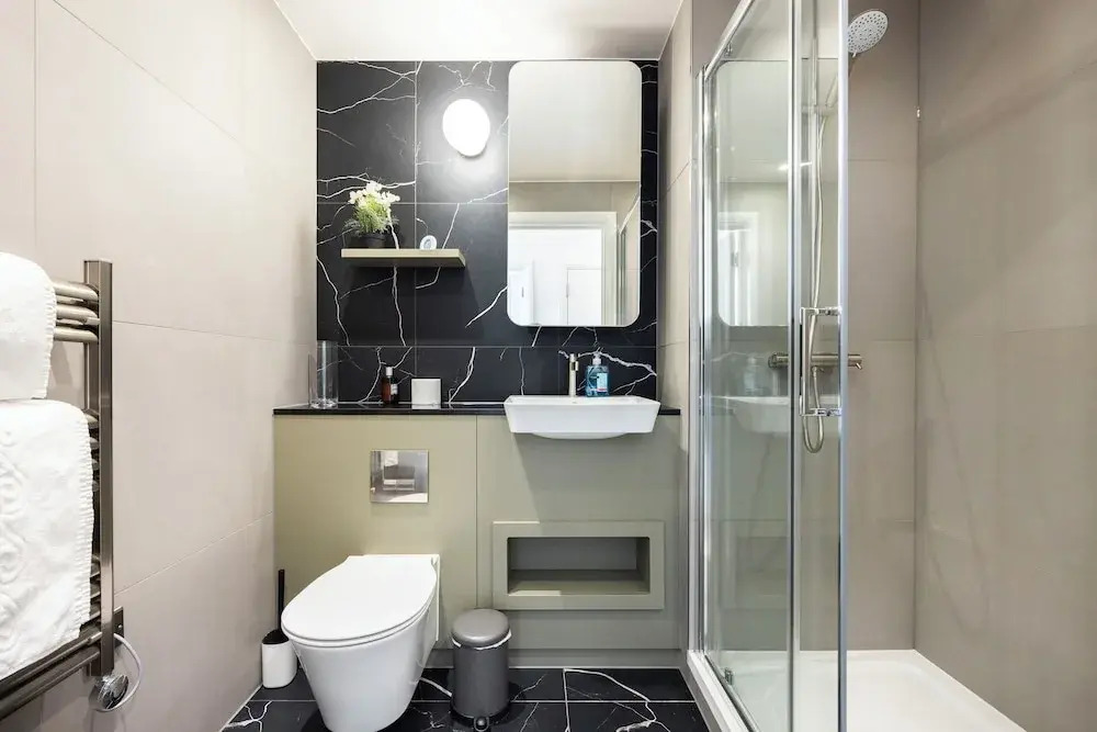 ExCel Pad 3 Bed and 3 Bath Apartment