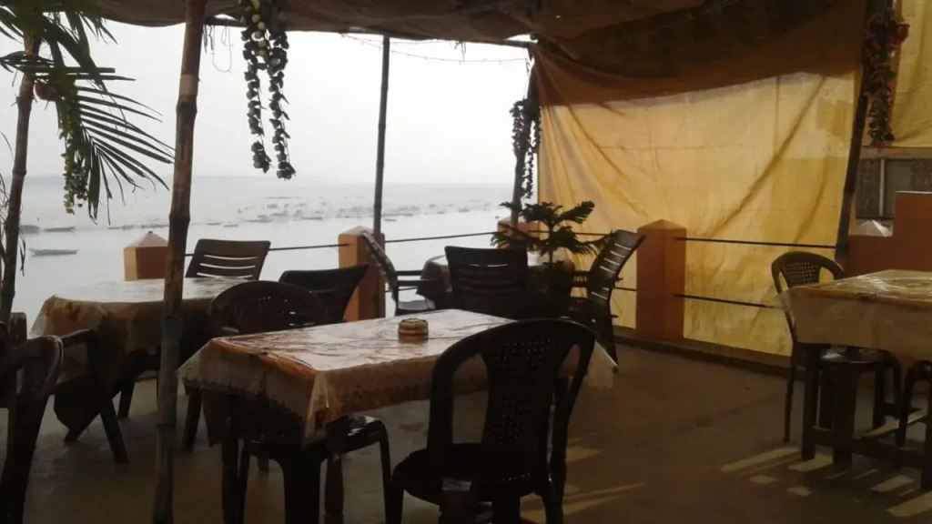 Sunrise Lodge