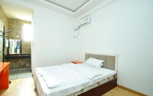 Linyi Qun Xing Inn