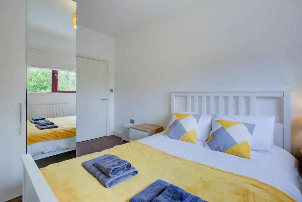 Fareham Point Apartment
