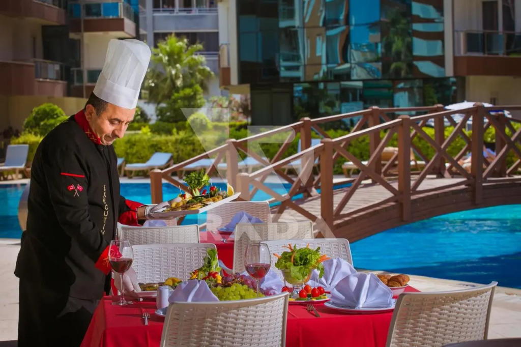Rada Apart Hotel