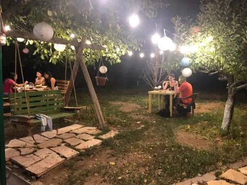 Areni Lodge Guest House & Cottage