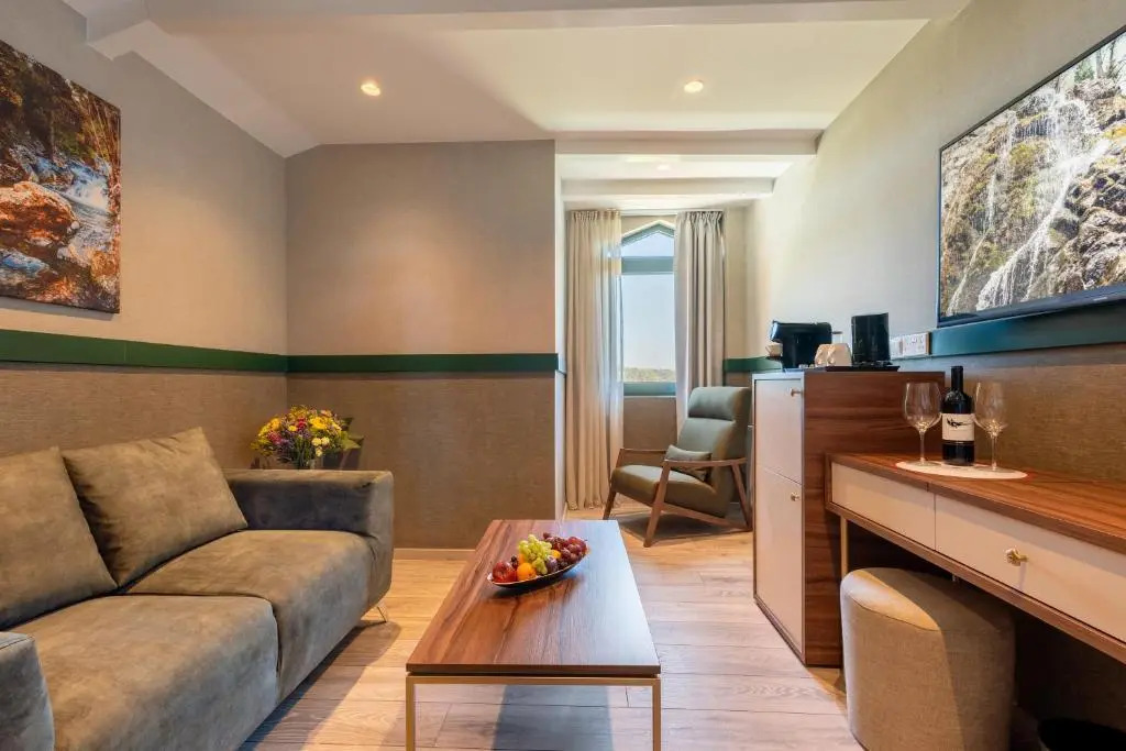 Petit Palais Platres Boutique Hotel