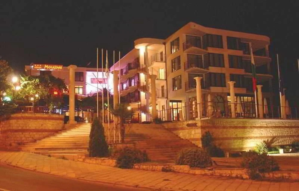 Menabria Nessebar