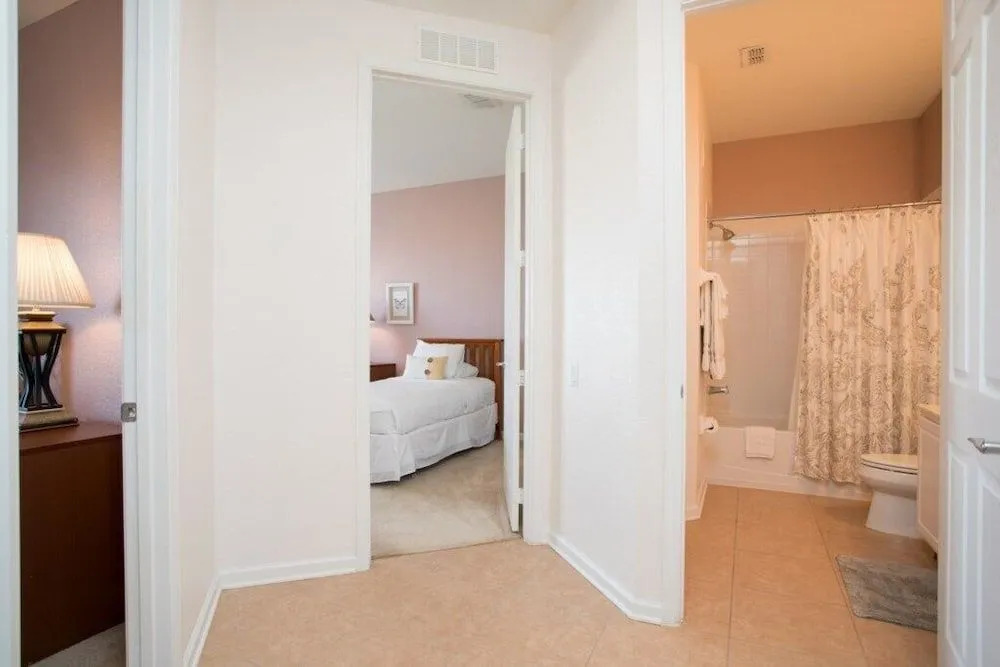 Casa Viva New Vista Cay 3 Bedroom Condo by Redawning