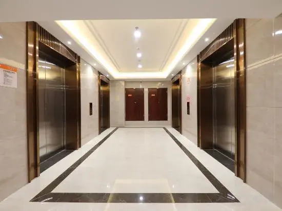 Huawei Tian'an Yungu Apartment (Shenzhen Xuexiang Subway Station)