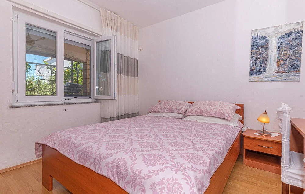 Awesome Apartment in Rogoznica With 2 Bedrooms and Wifi