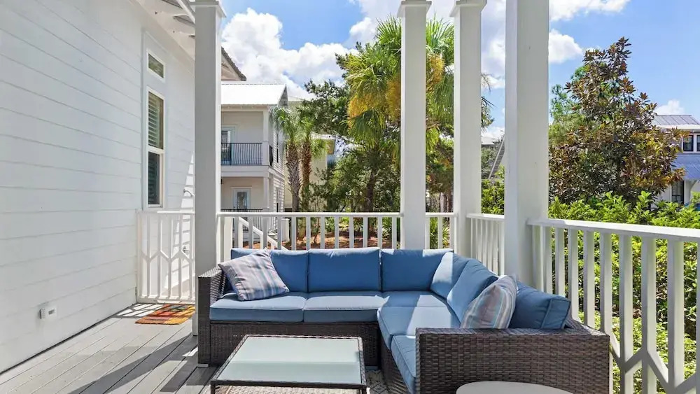 3 Ensuite Bedrooms, Porches & BBQ Near Inlet Beach 30A Ciel Bleu by Avantstay