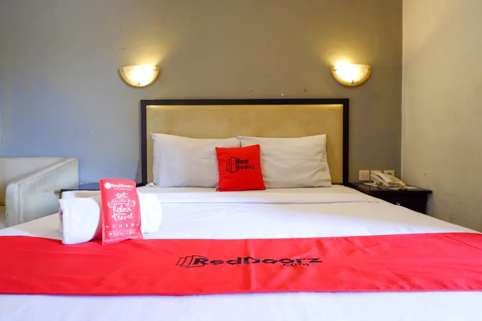 RedDoorz Jalan Sriwijaya near Polda Jateng