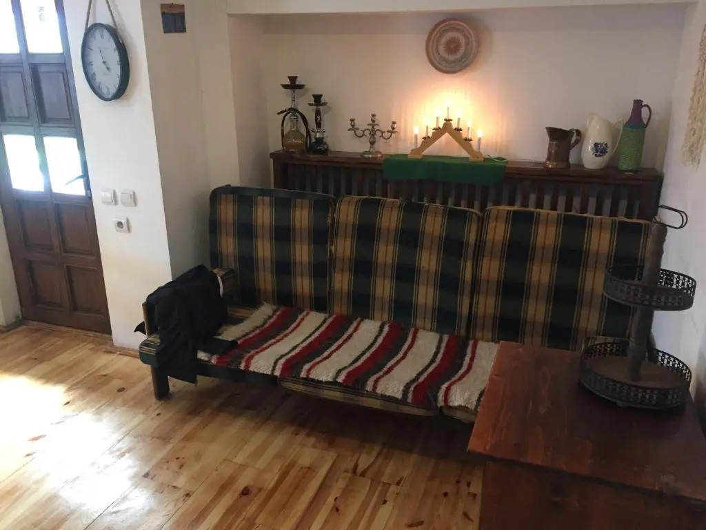 Bran Nori Albi Vila si Cabana