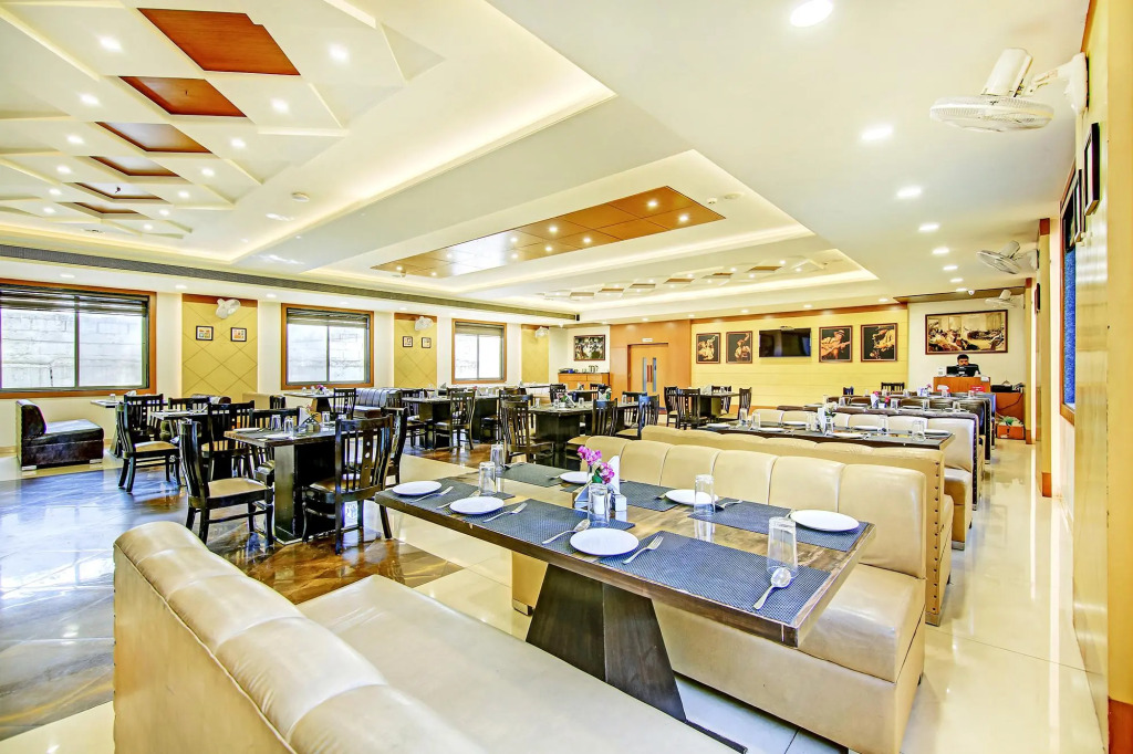 FabHotel La Pearl