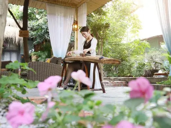 Yuyetang Private Soup Homestay (Guangzhou Panyu Bangjiang Zhan)