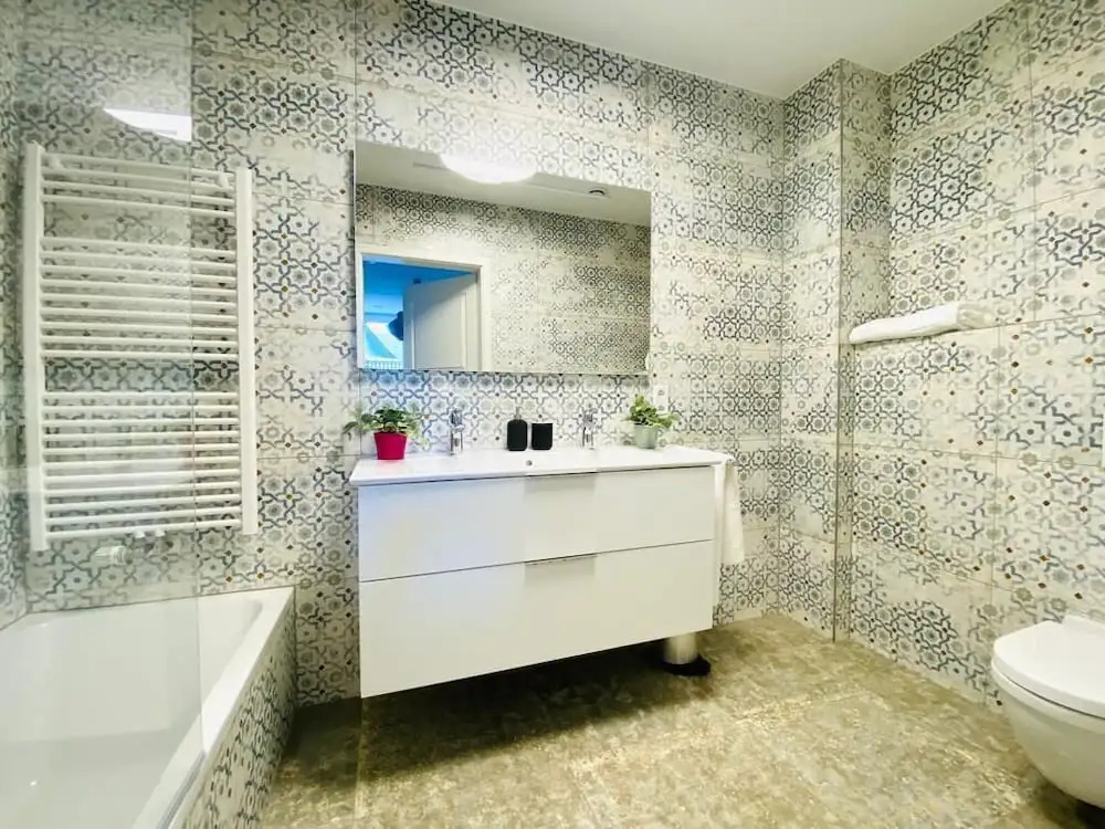 Luxury 2 bedrooms in Limpertsberg