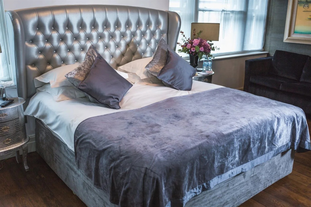 Karma Sanctum Soho Hotel