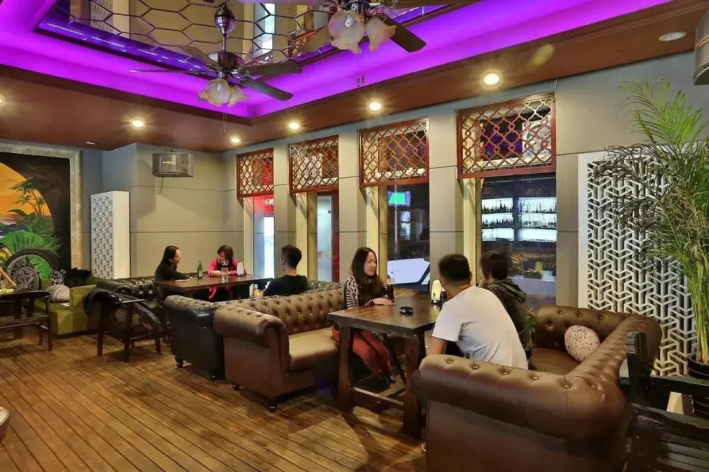 Jin Hong Sea View Holiday Hotel