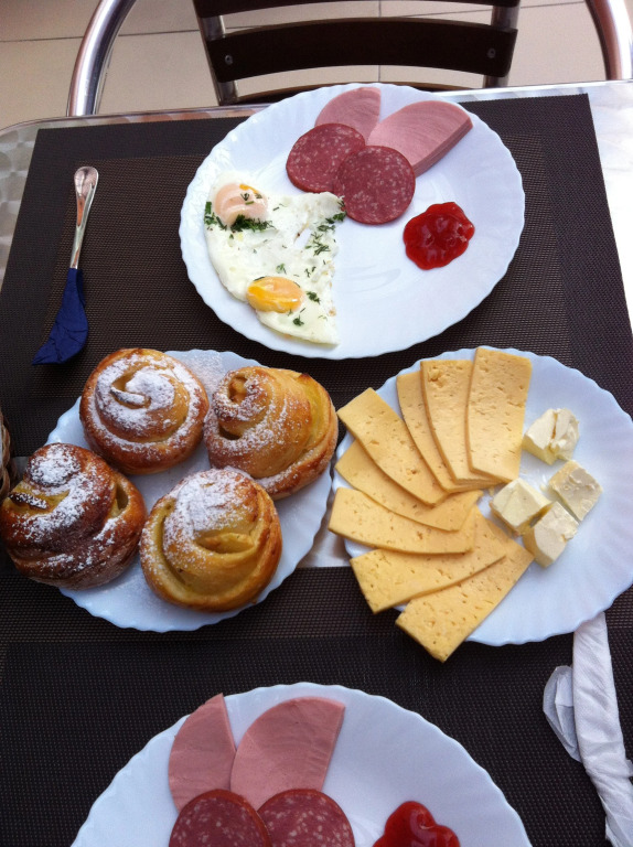 Манополис