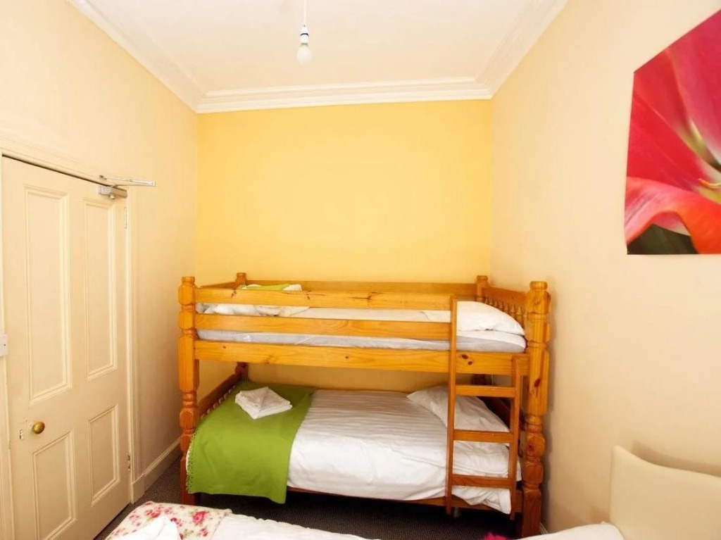 Edinburgh Caledonian Guesthouse