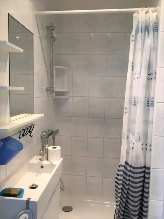 Apartment Near Zeedijk Beach Promenade