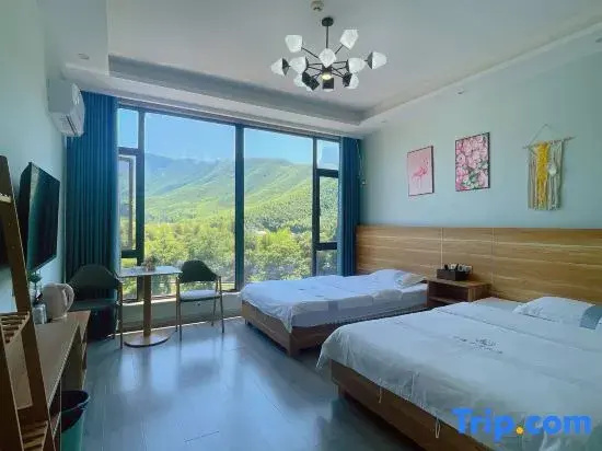Moon Bay Qianyu Qianxi Homestay (Zhaocunli Branch)