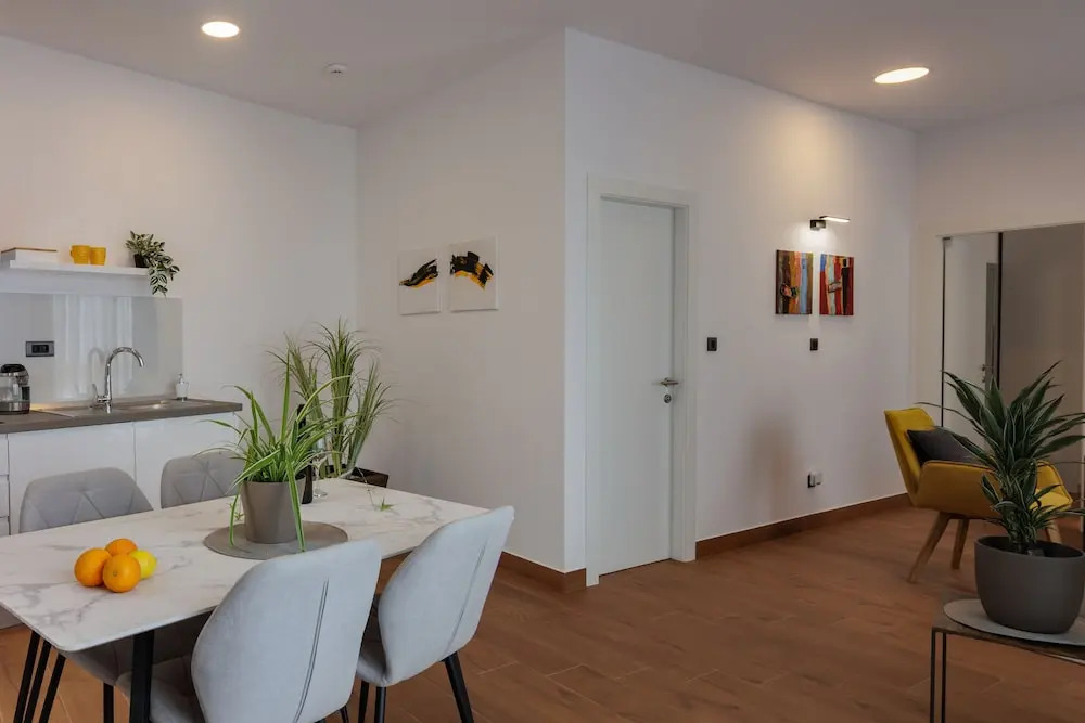 Terra 5 Deluxe apartment with parking