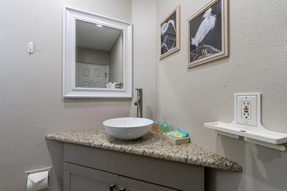 155 Washington Ave - Blue Heron Hideaway by Coastal Vacation Properties
