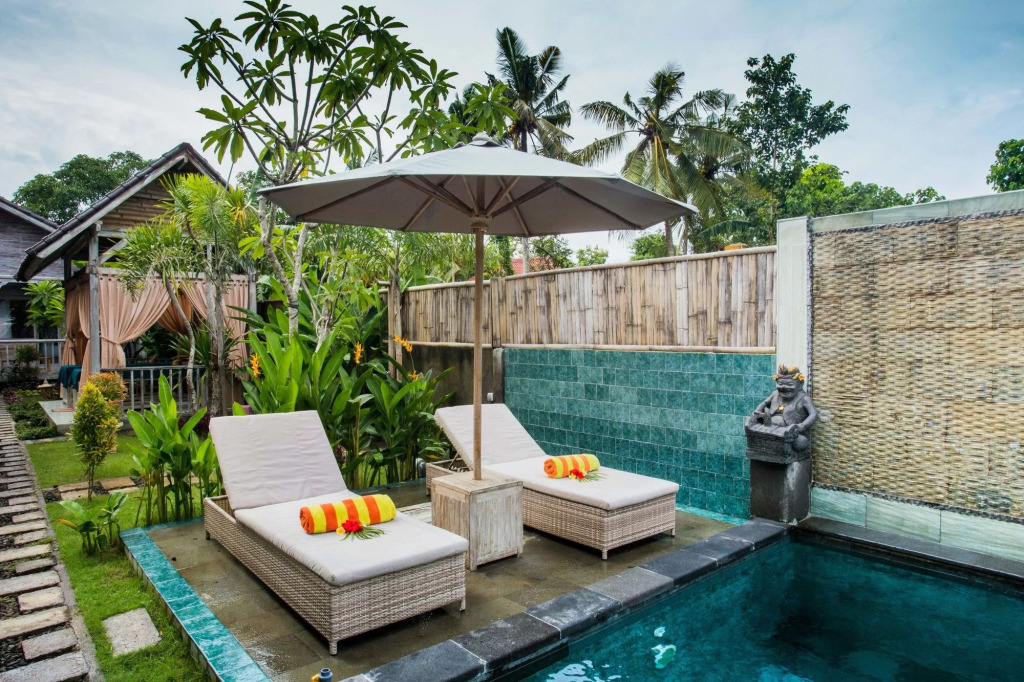 The Syron Huts Lembongan