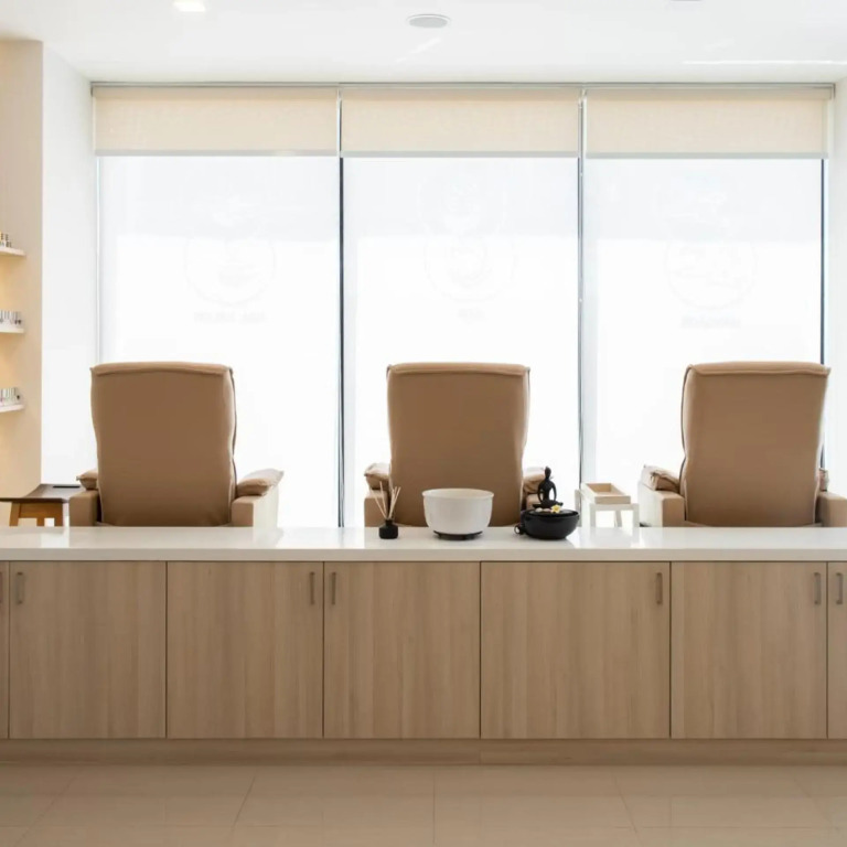 J & L Residence and Spa