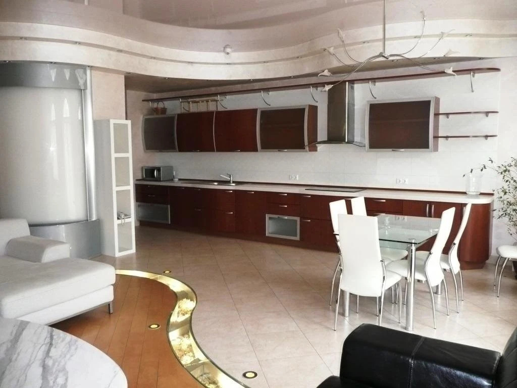 Tverskaya Luxury King Suite