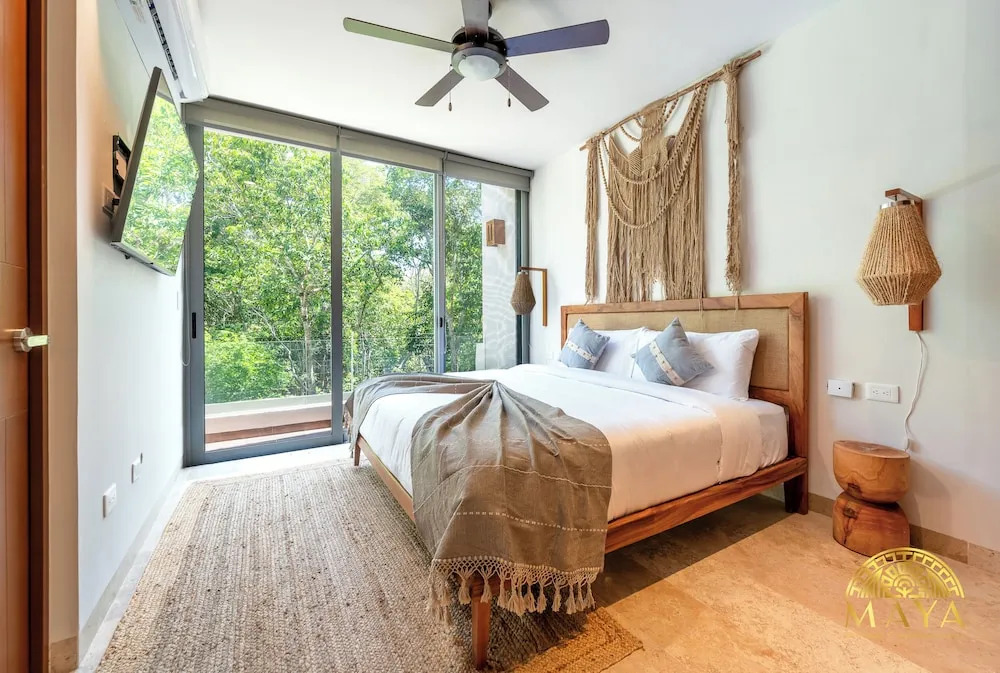 NHOA 206B Lux 1BR Jungle View Aldea Zama