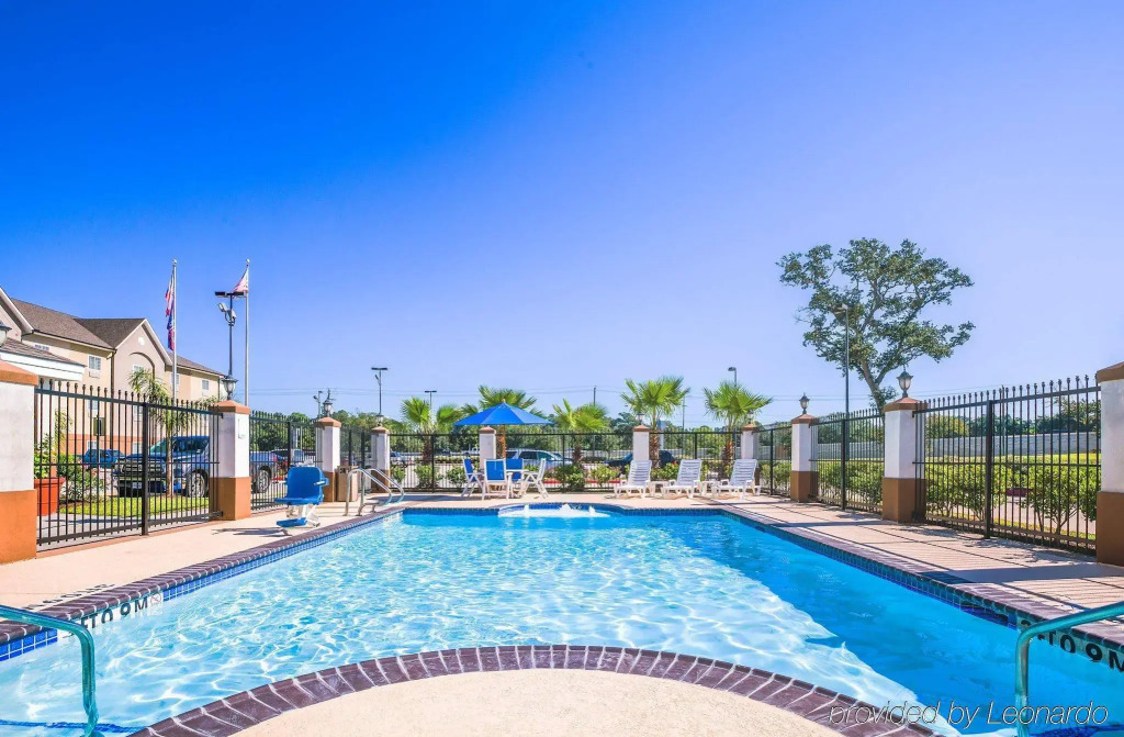 Candlewood Suites Lake Jackson by IHG