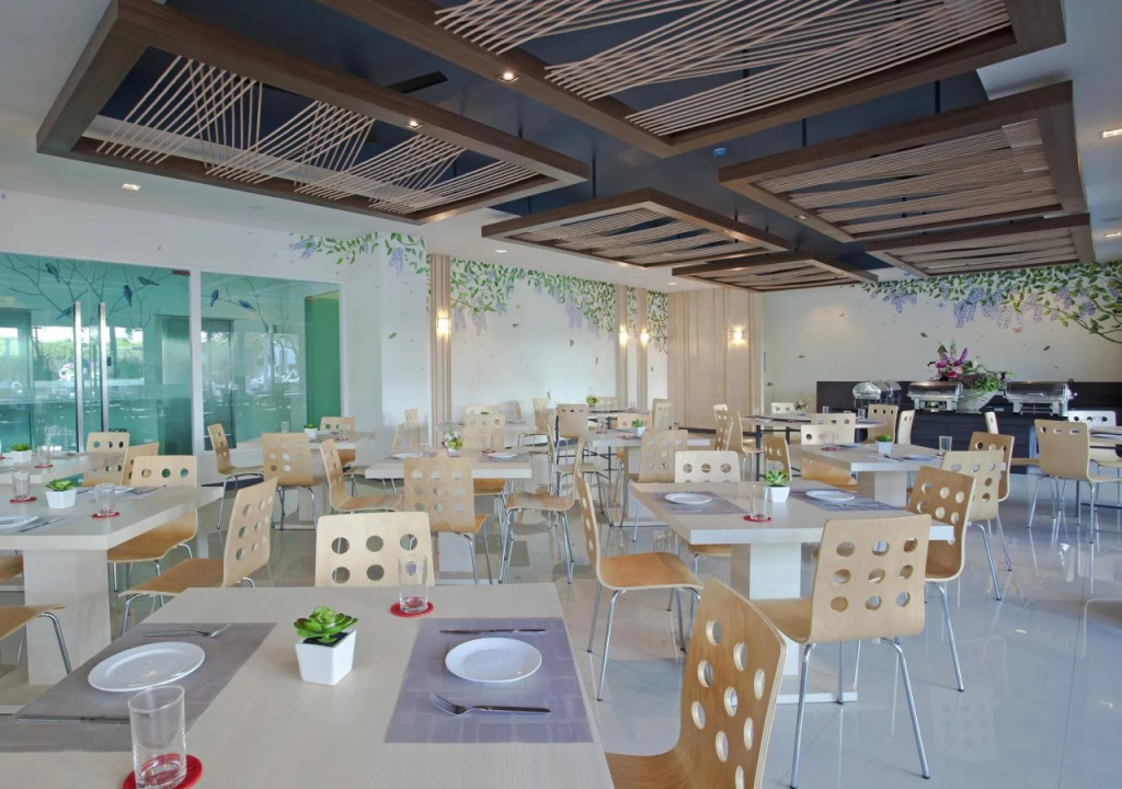 Hill Fresco Hotel