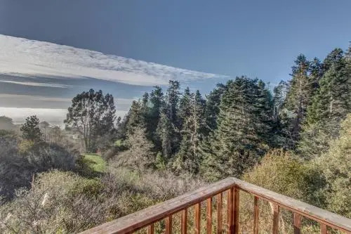 Ocean view home with Fireplace Hot Tub Deck