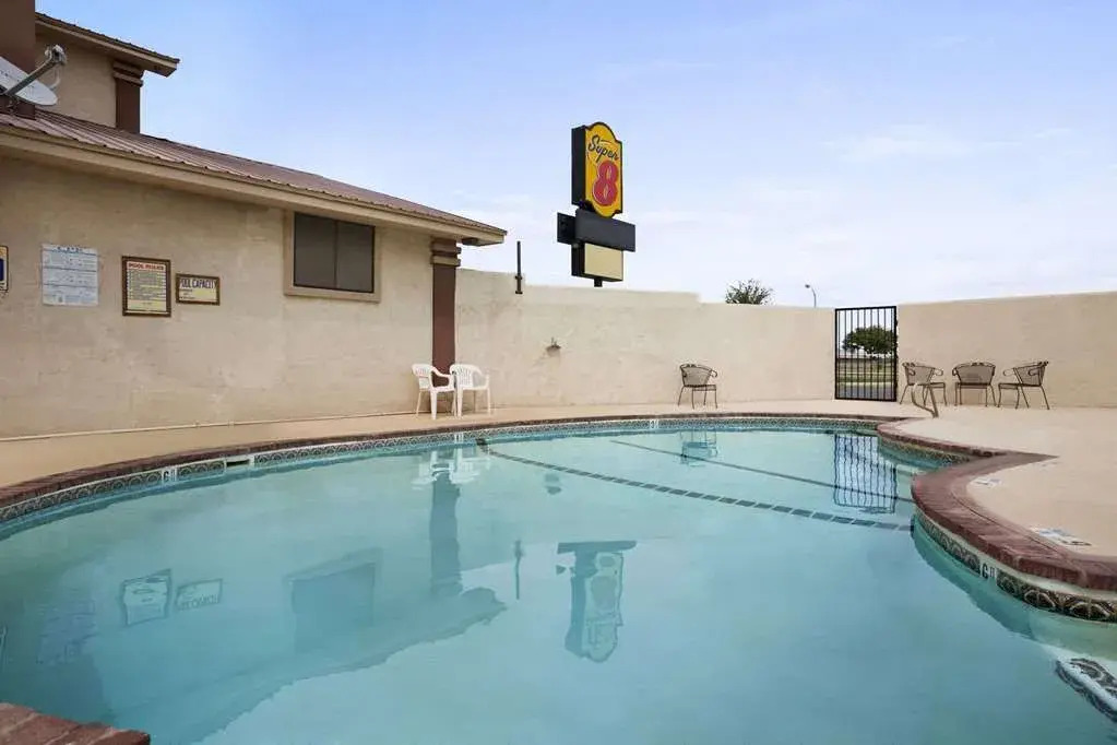 Super 8 Carlsbad