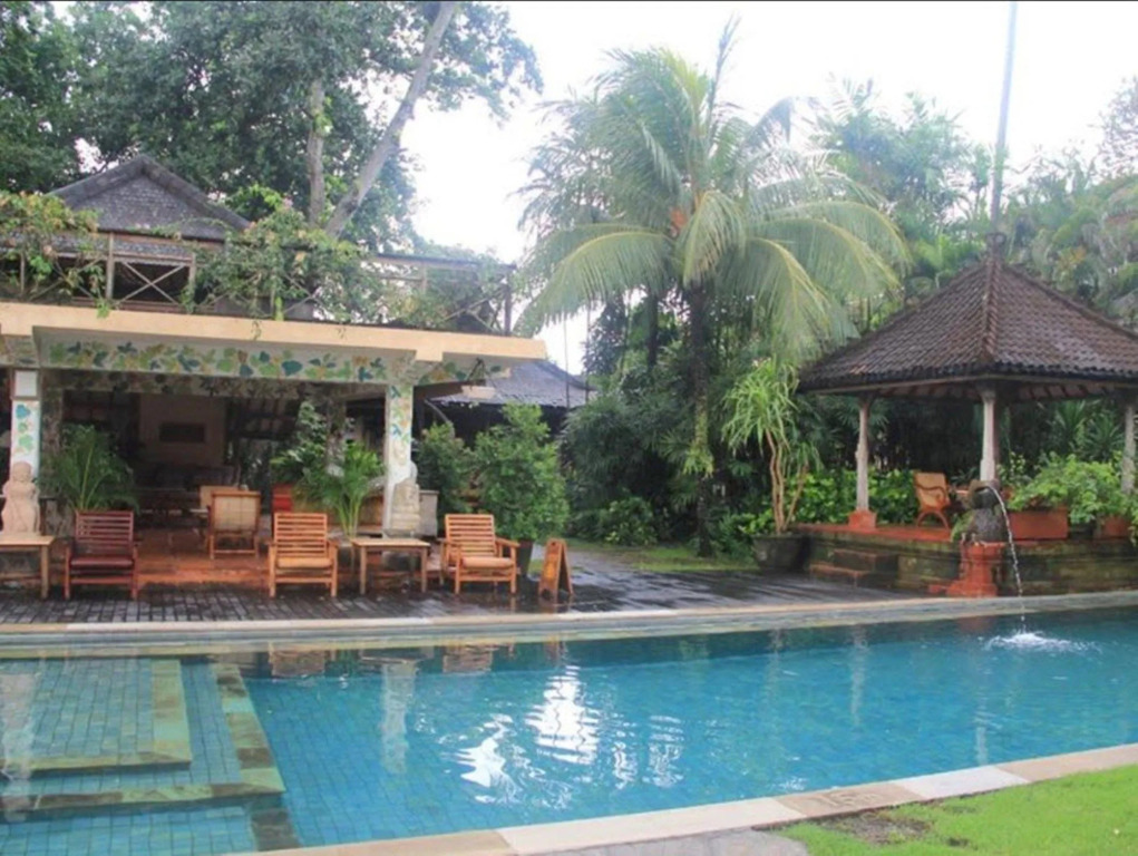 Tandjung Sari Hotel