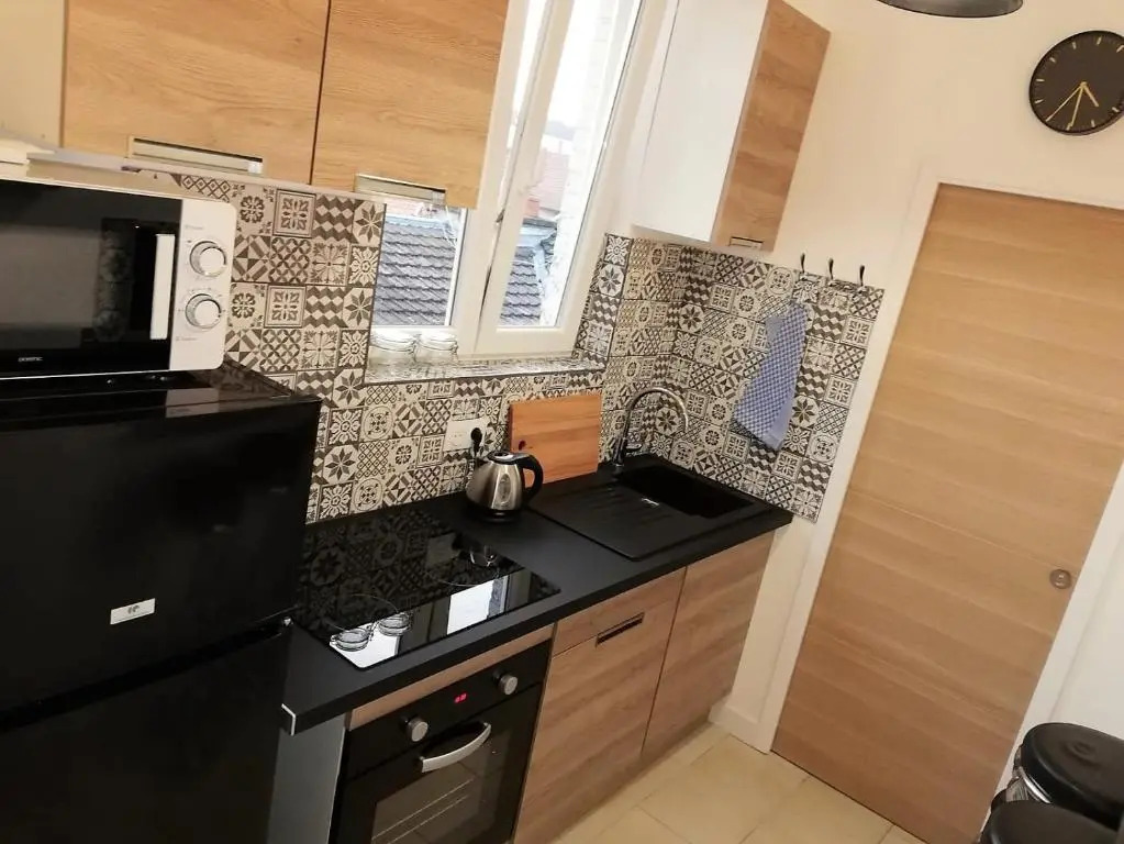 Appartement refait par architecte. Proche de la gare et le centre de Reims