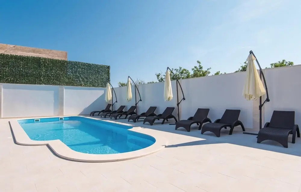 Nice Home in Orebic With Wifi and 2 Bedrooms