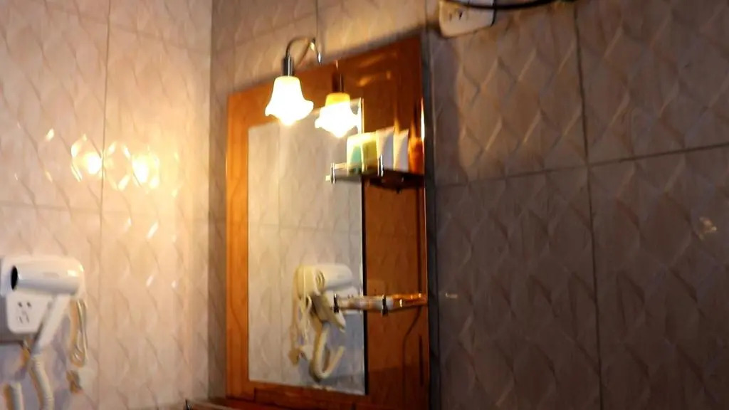Bruhway Hotel