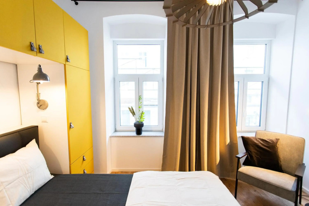 Stilvolle Wohnung mit ruhig gelegenem Balkon