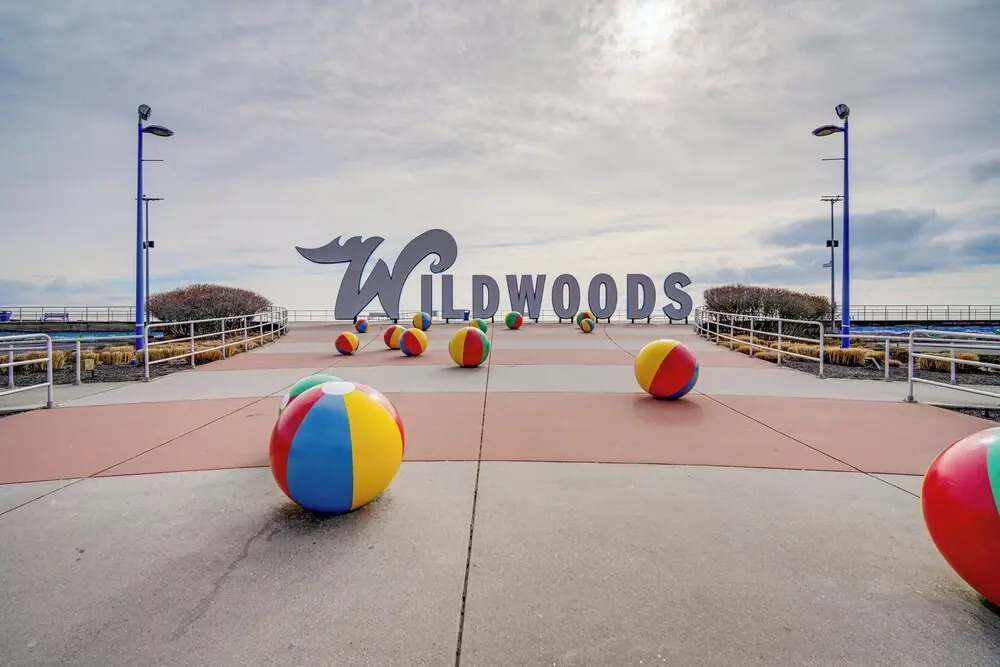 Half-block to Beach & Conventions: Wildwood Studio