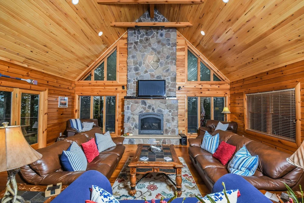 Peak of Perfection 5 Bedroom House