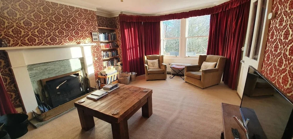 Tirindrish House B&B