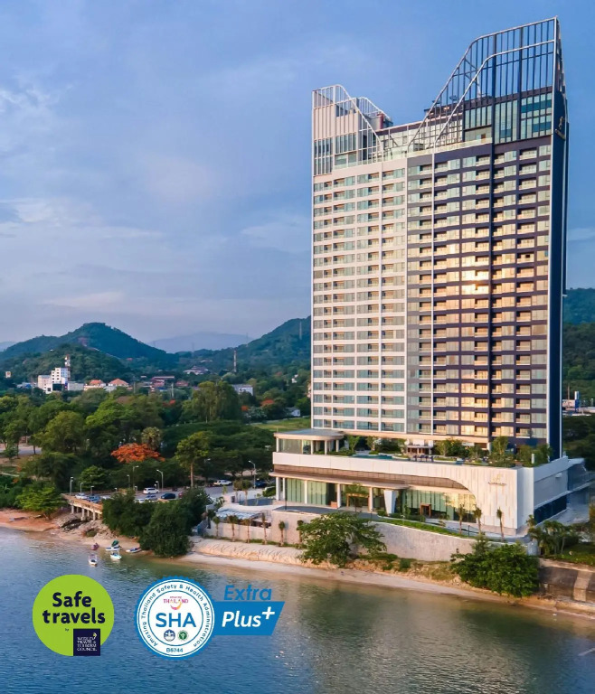 S Sriracha Hotel & Residence