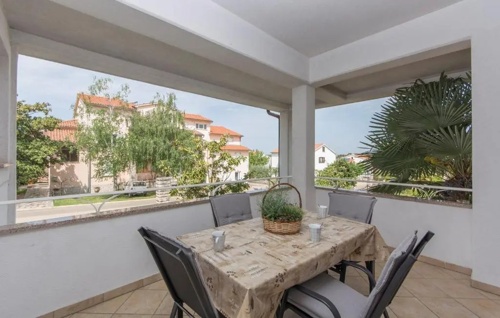 Casa Mareva