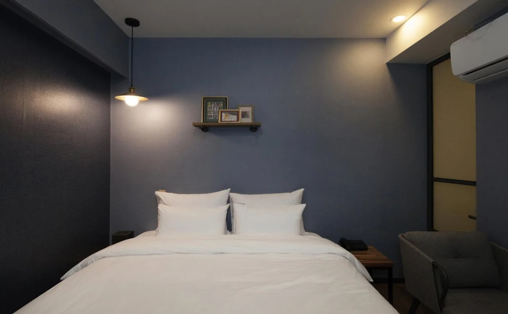 Hotel Gray