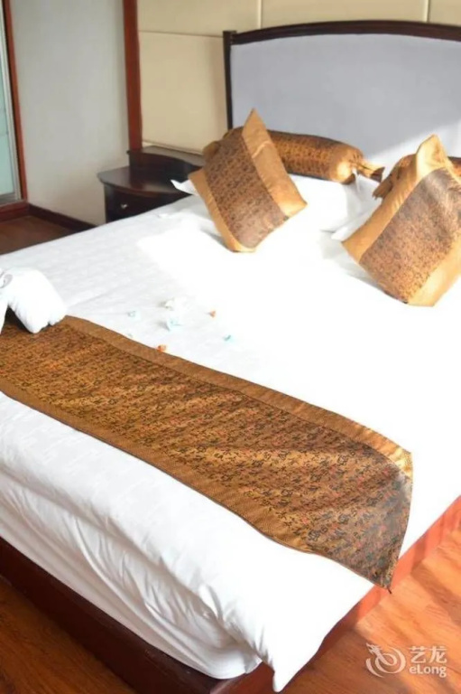 Qianyuan Jingyang (Eastern King) Hotel