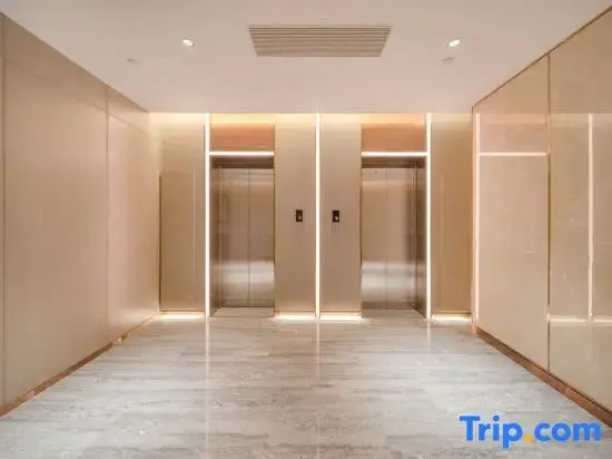 Lavande Hotel Qingdao Jimo North Station Clothing City Store