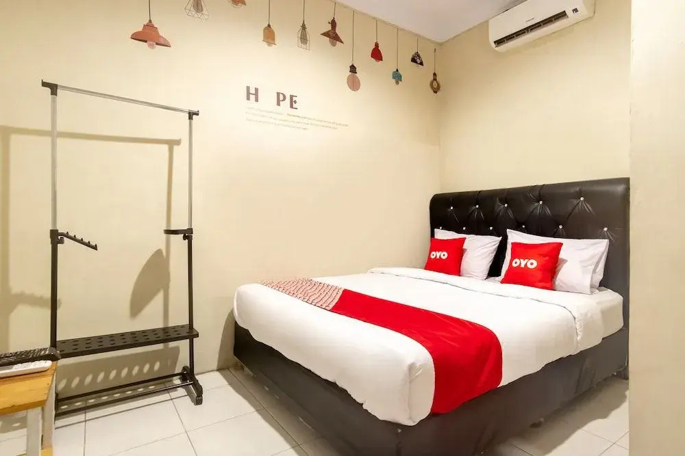 OYO 2076 Oxy Art Boarding House