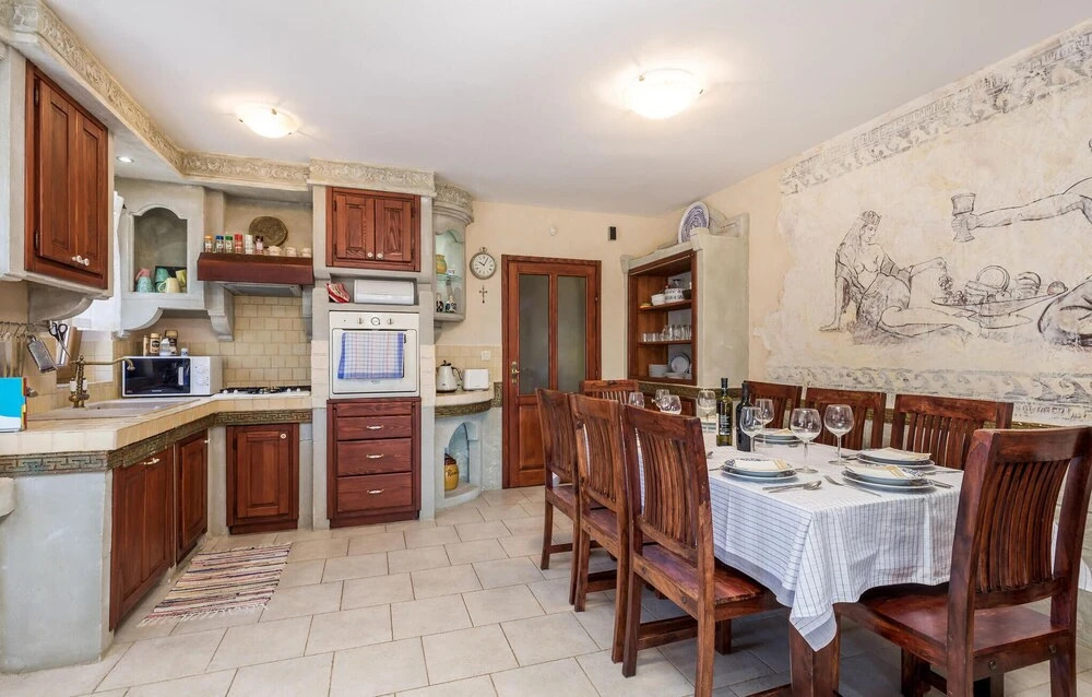 Cozy Home In Zgaljici With Sauna